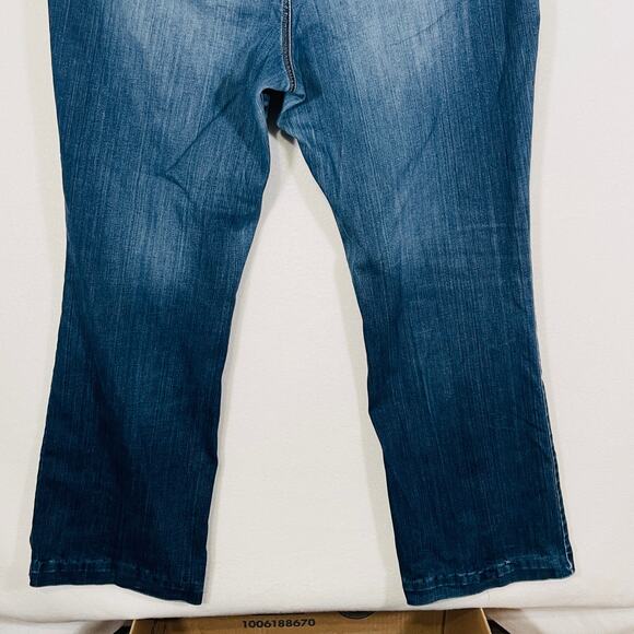 Lane Bryant Wide Leg Bootcut Patchwork Jeans Womens 22 Tall Distressed Whiskered - Picture 8 of 8